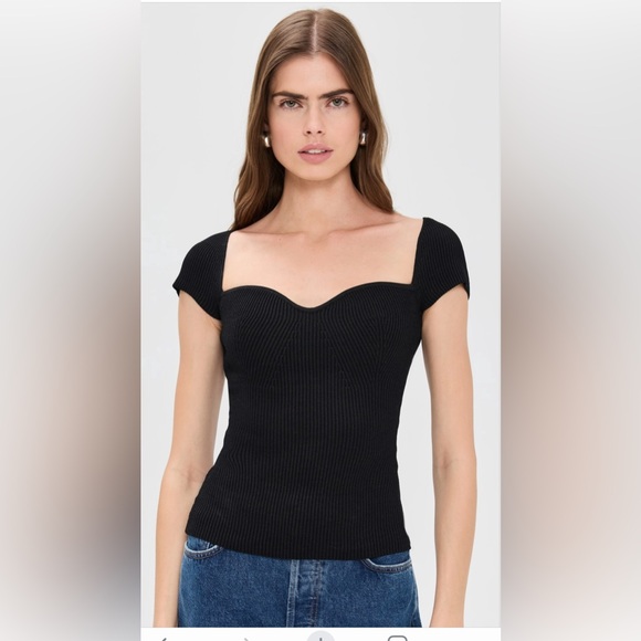 Tops - Instasculpt Ribbed Knit Heart Top